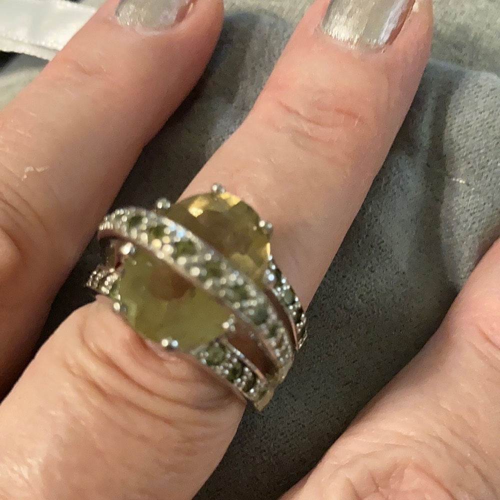 Ring